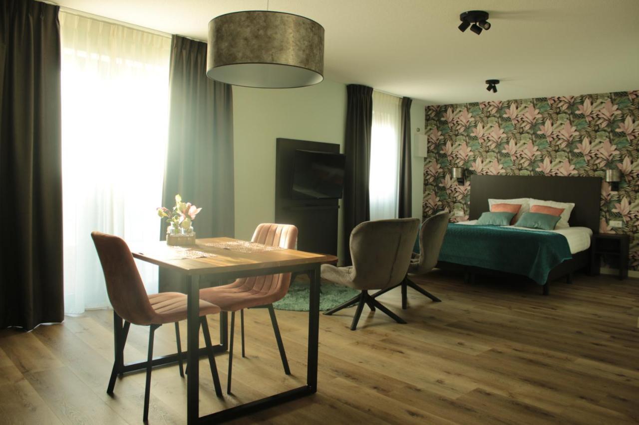 Studio Sis - Apartments Steenbergen Kültér fotó